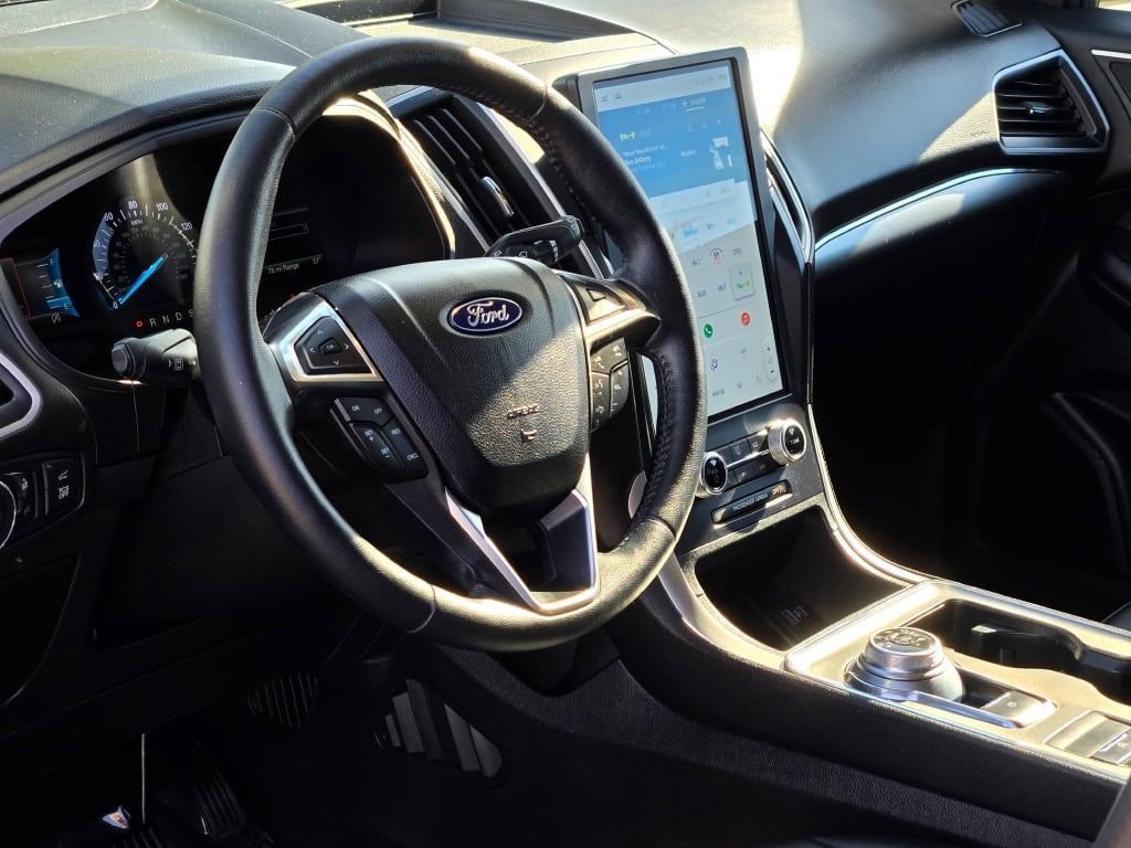 Used 2022 Ford Edge SEL w/ Convenience Package image 23