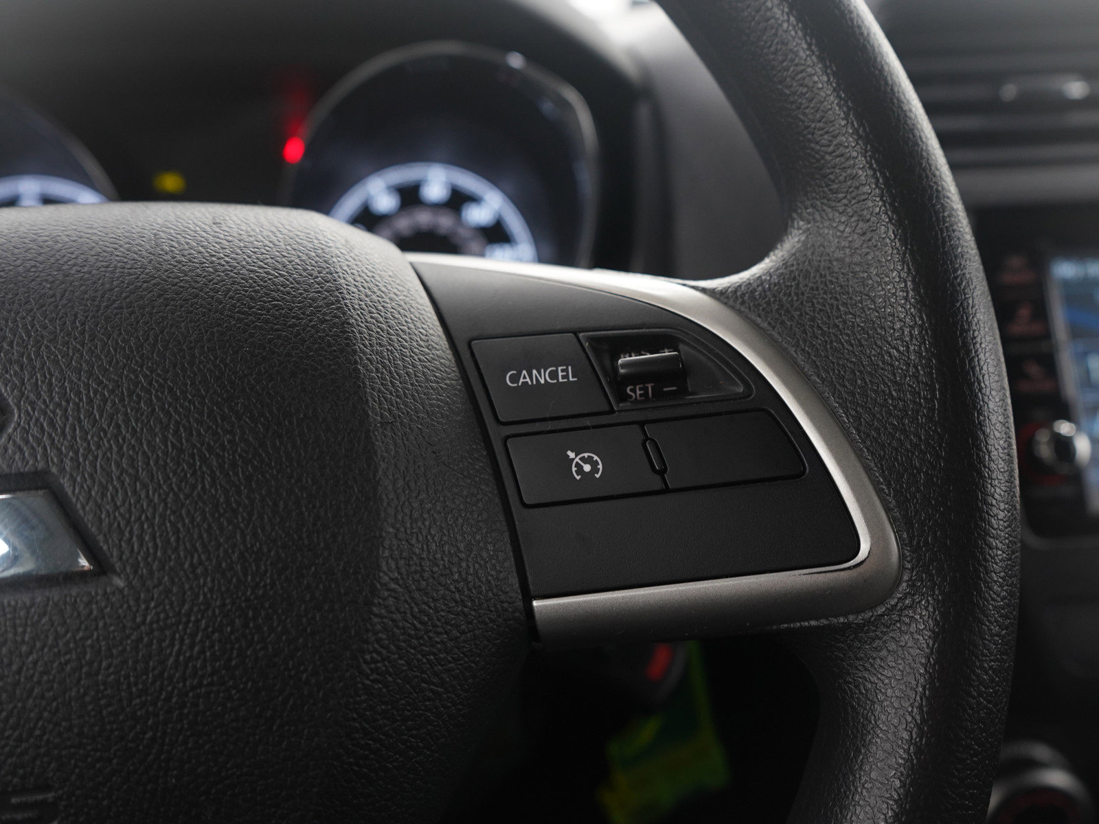 Used 2023 Mitsubishi Outlander Sport SE AWD/4WD image 25