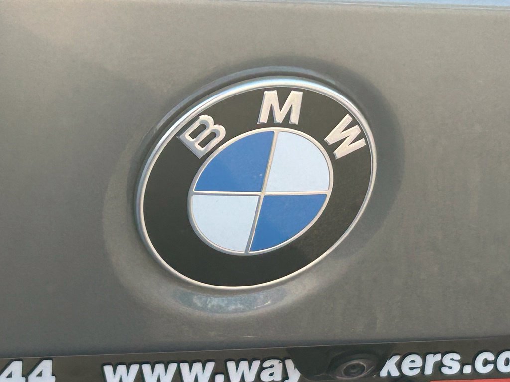 Used 2024 BMW 330i Sedan w/ Convenience Package RWD image 24