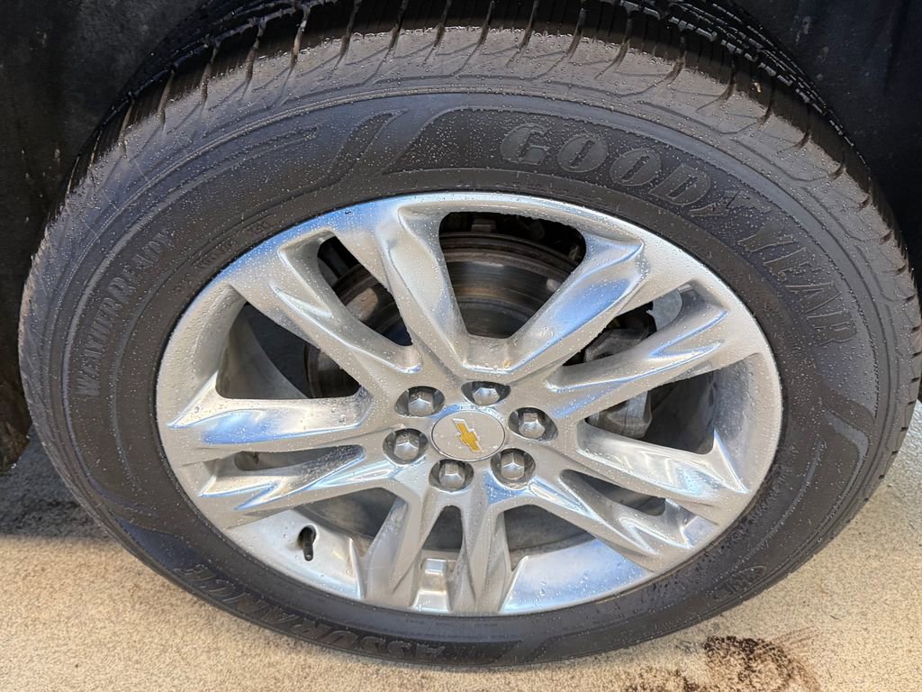 Used 2020 Chevrolet Traverse High Country AWD/4WD image 9
