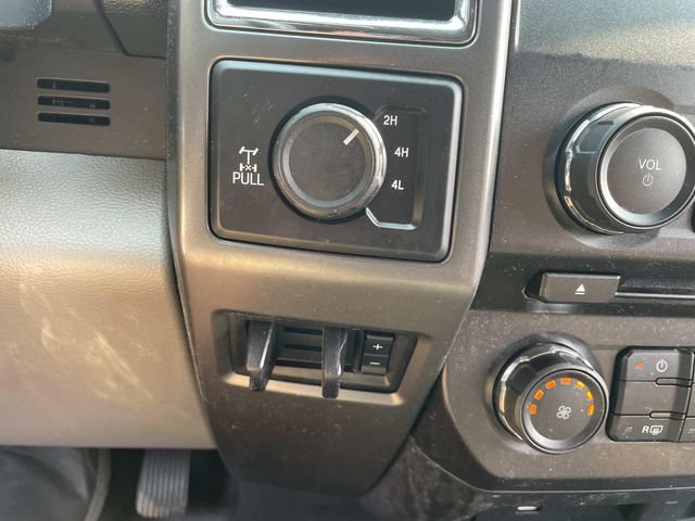 Used 2017 Ford F250 XLT w/ XLT Value Package AWD/4WD image 27