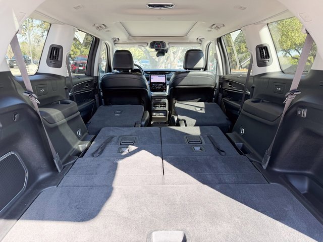 Used 2021 Jeep Grand Cherokee L Limited w/ Luxury Tech Group II image 22