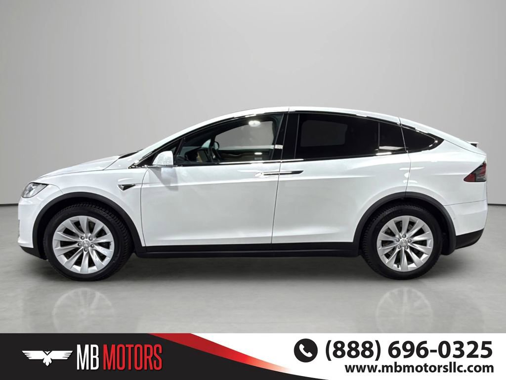 Used 2019 Tesla Model X 75D AWD/4WD image 2
