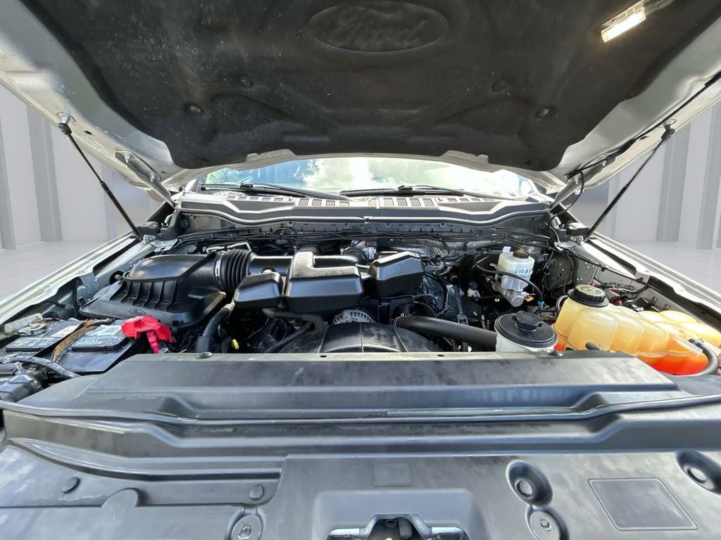Used 2017 Ford F250 Lariat w/ Lariat Ultimate Package AWD/4WD image 11