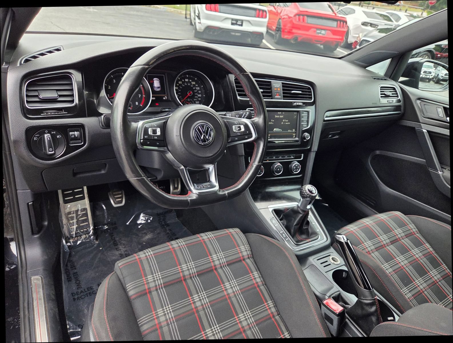 Used 2016 Volkswagen GTI S FWD image 13