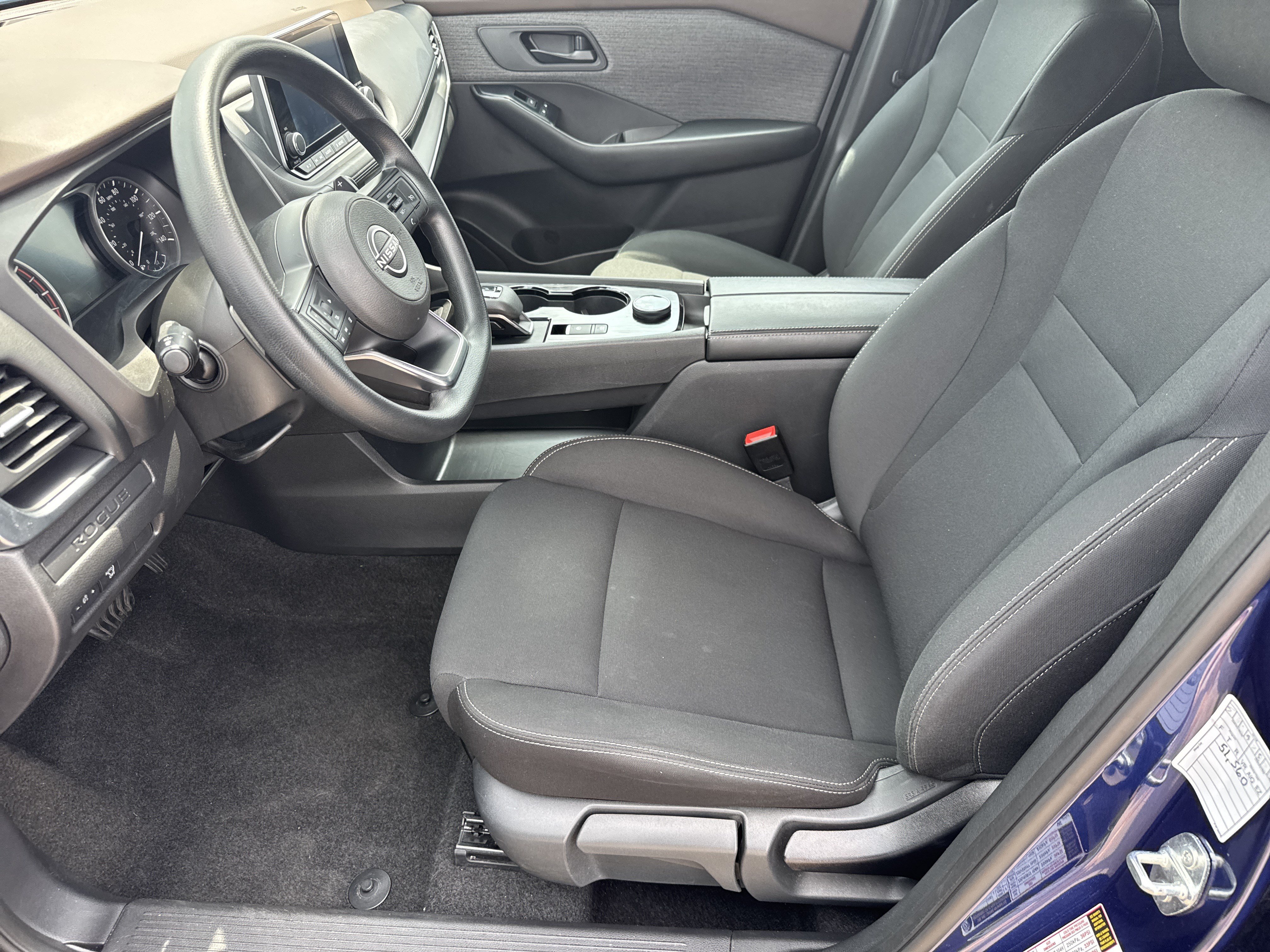 Used 2023 Nissan Rogue S AWD/4WD image 5