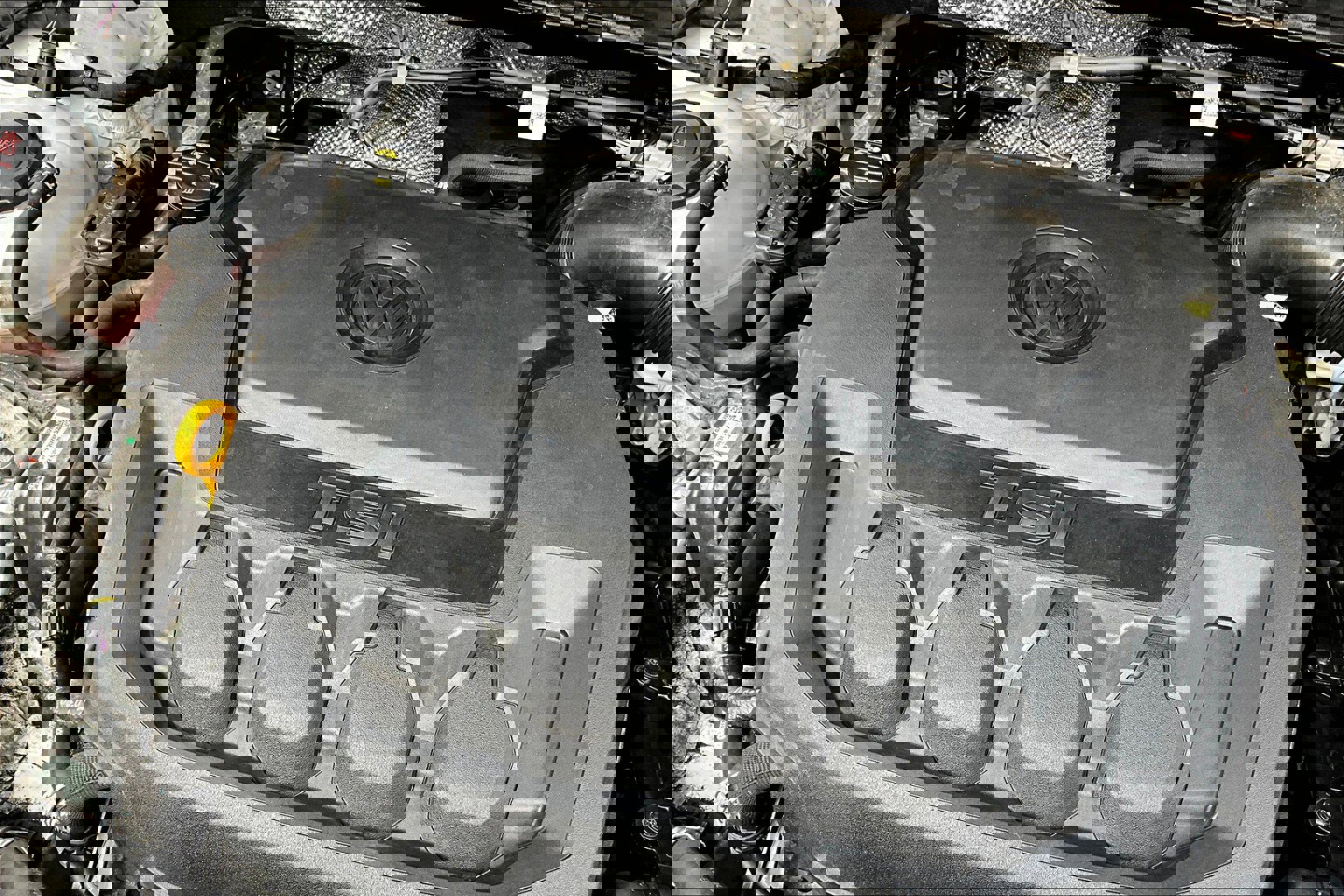 Used 2020 Volkswagen Tiguan SEL image 32