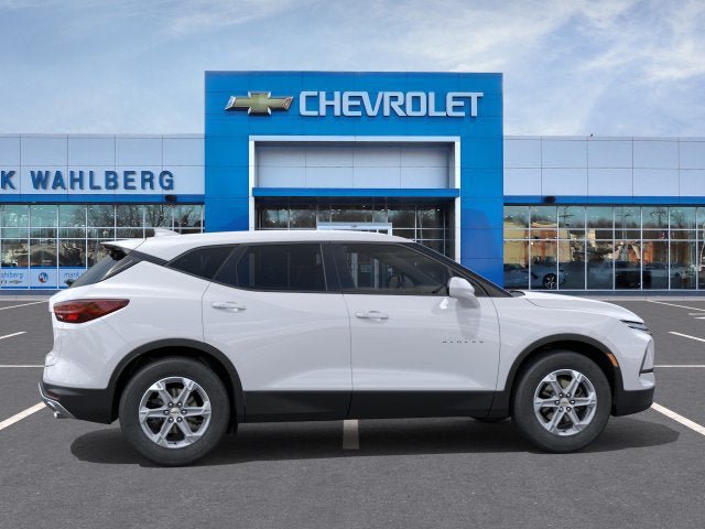 New 2026 Chevrolet Blazer LT FWD image 5