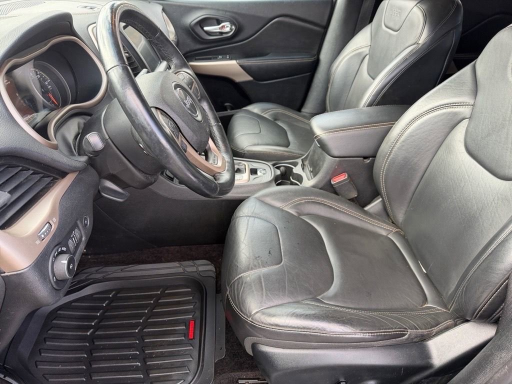 Used 2018 Jeep Cherokee Limited image 10