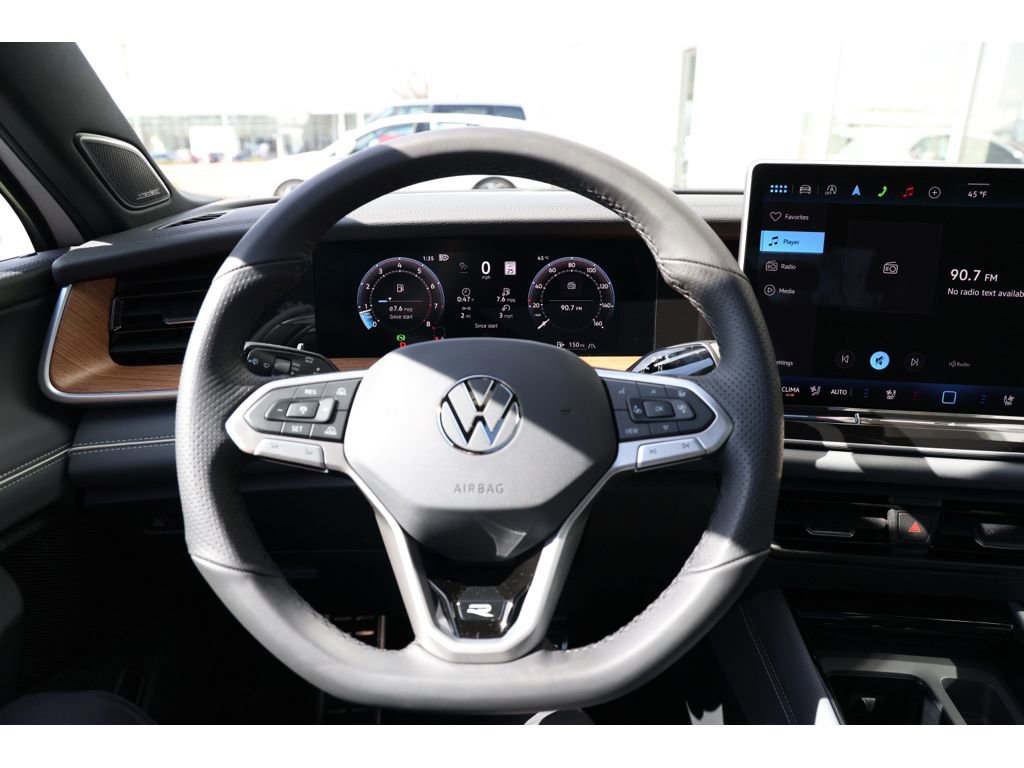 New 2026 Volkswagen Tiguan SEL R-Line image 14