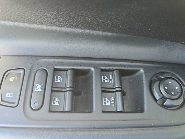 Used 2018 Jeep Renegade Trailhawk image 27