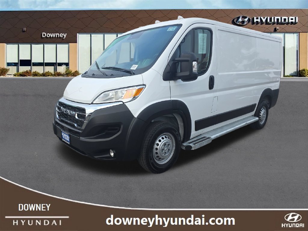 Used 2025 RAM ProMaster 2500 w/ U-Haul Equipment Group FWD 360° Tour