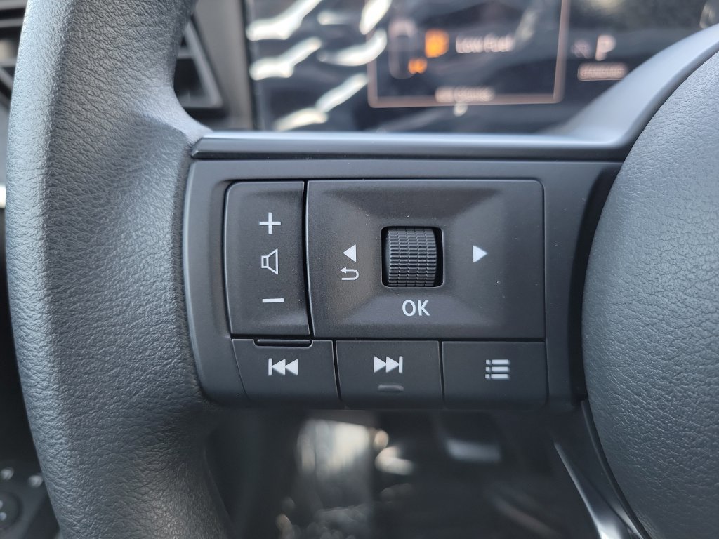 New 2026 Nissan Kicks SV w/ SV Premium Package FWD image 11
