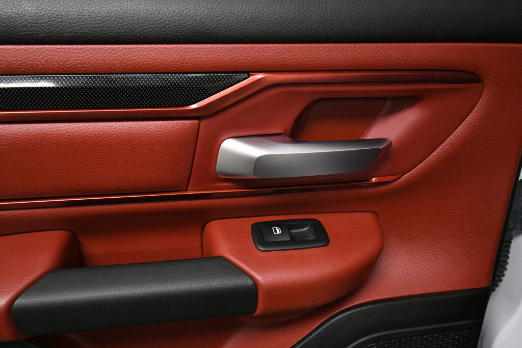 Used 2019 RAM 1500 Rebel image 20