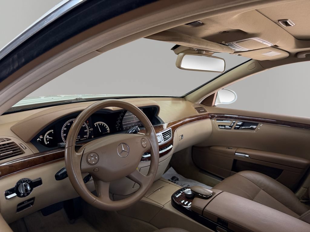 Used 2008 Mercedes-Benz S 550 image 16