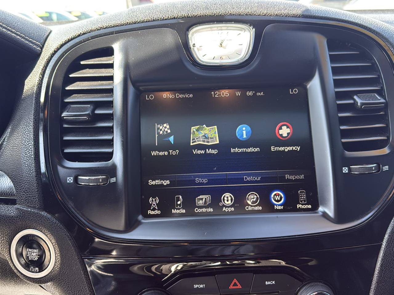 Used 2016 Chrysler 300 S w/ 300S Premium Group RWD image 18