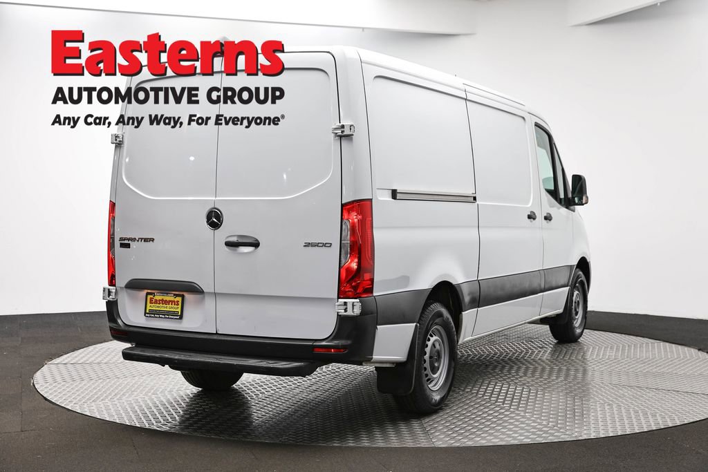 Used 2021 Mercedes-Benz Sprinter 2500 image 5
