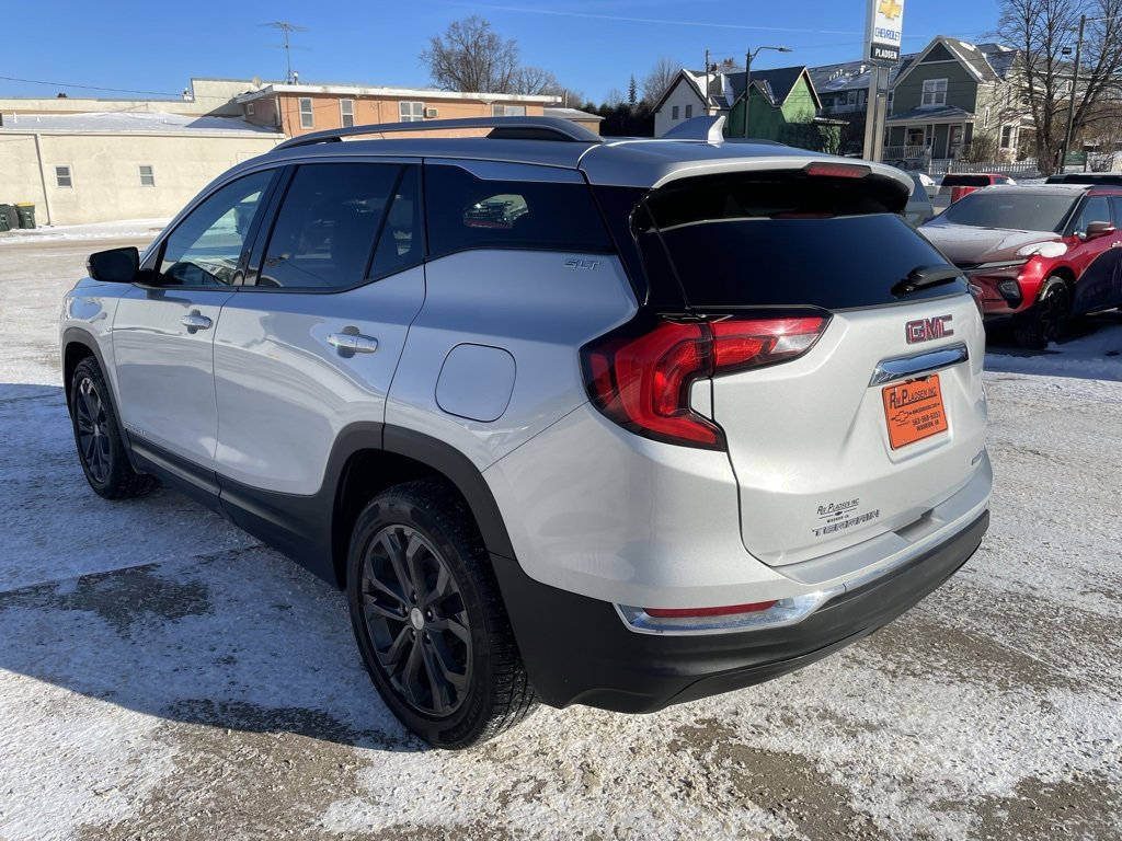 Used 2021 GMC Terrain SLT image 13