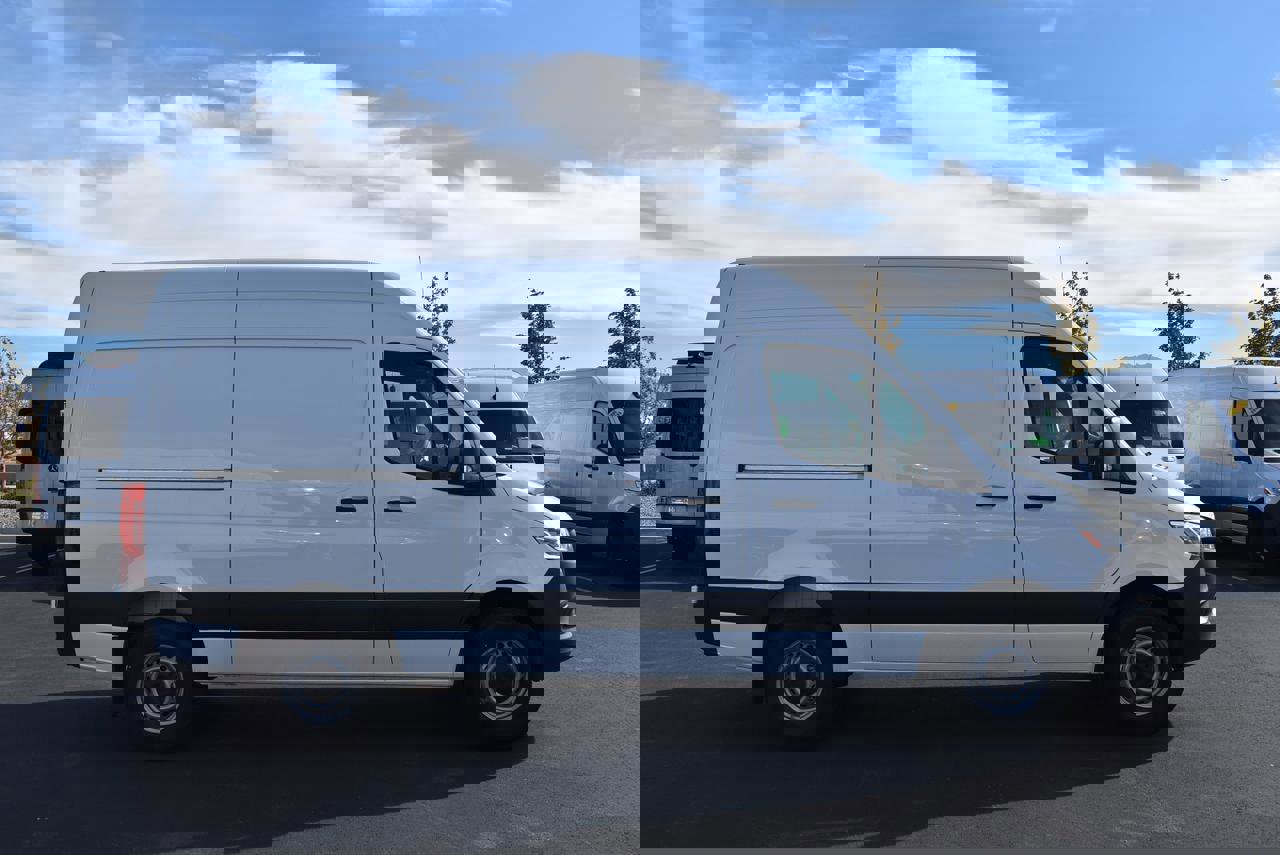 New 2025 Mercedes-Benz Sprinter 2500 image 5