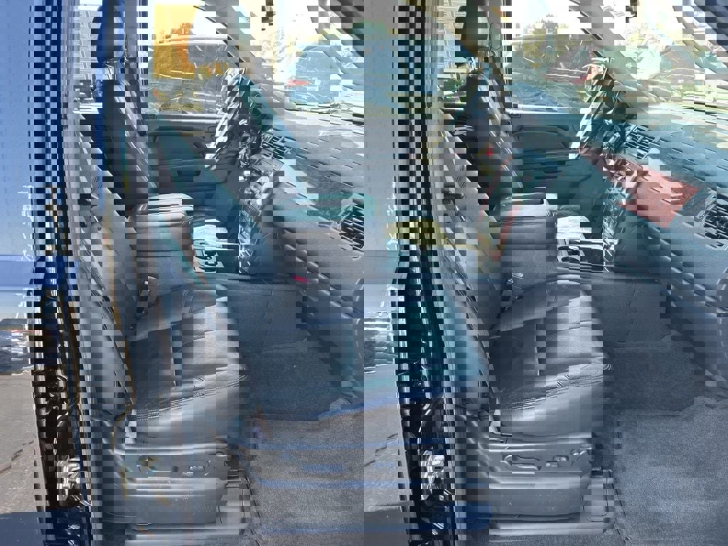 Used 2011 Chevrolet Tahoe LT image 20