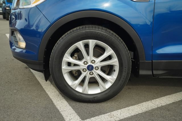 Used 2017 Ford Escape SE w/ SE Cold Weather Package image 11