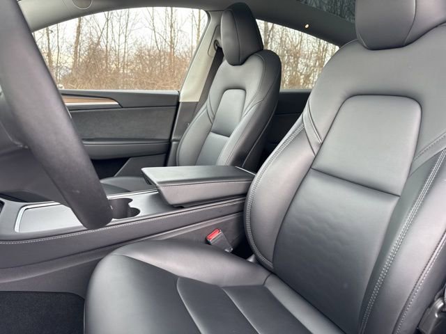 Used 2023 Tesla Model Y Long Range image 12