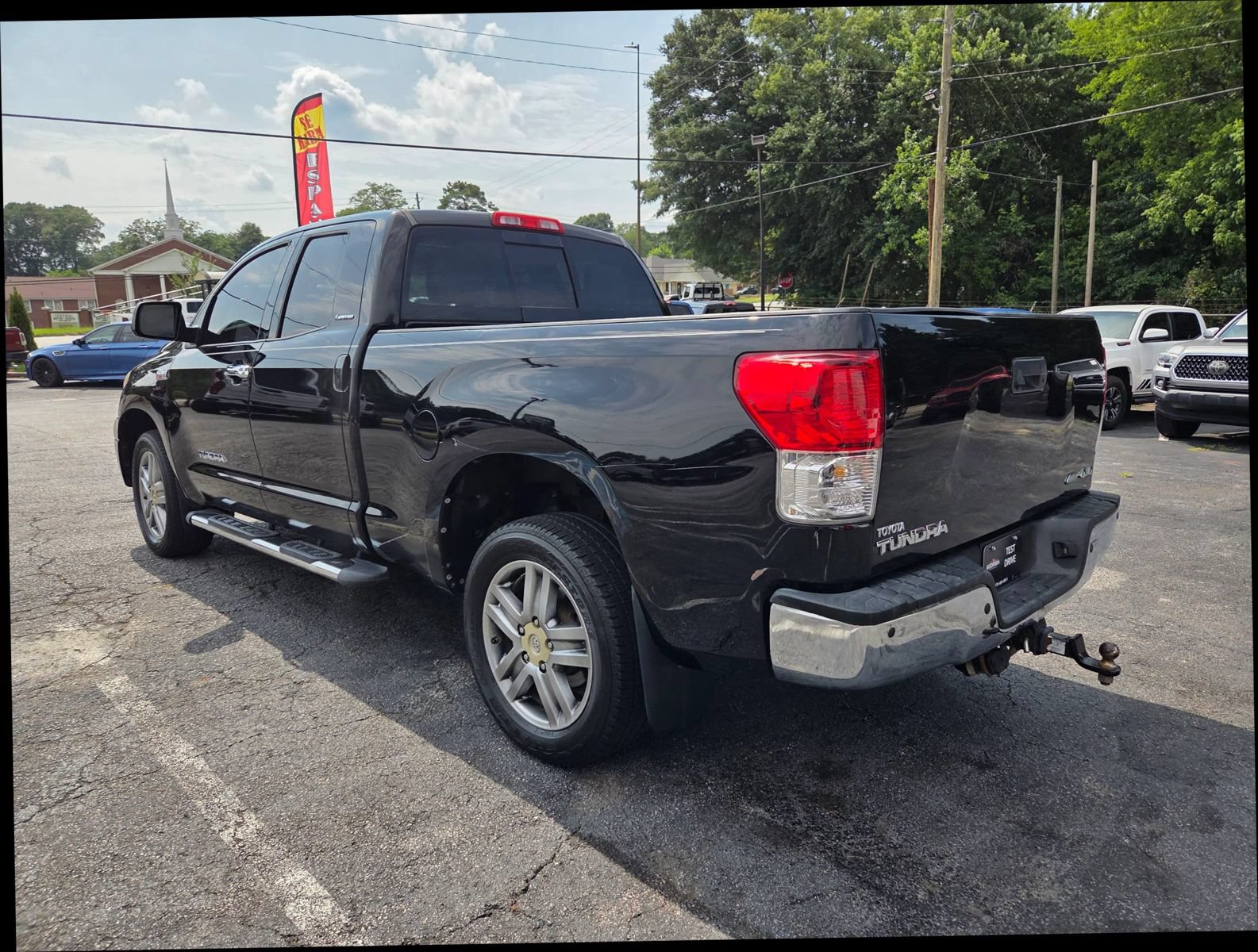 Used 2012 Toyota Tundra Limited w/ Memory Pkg AWD/4WD image 4