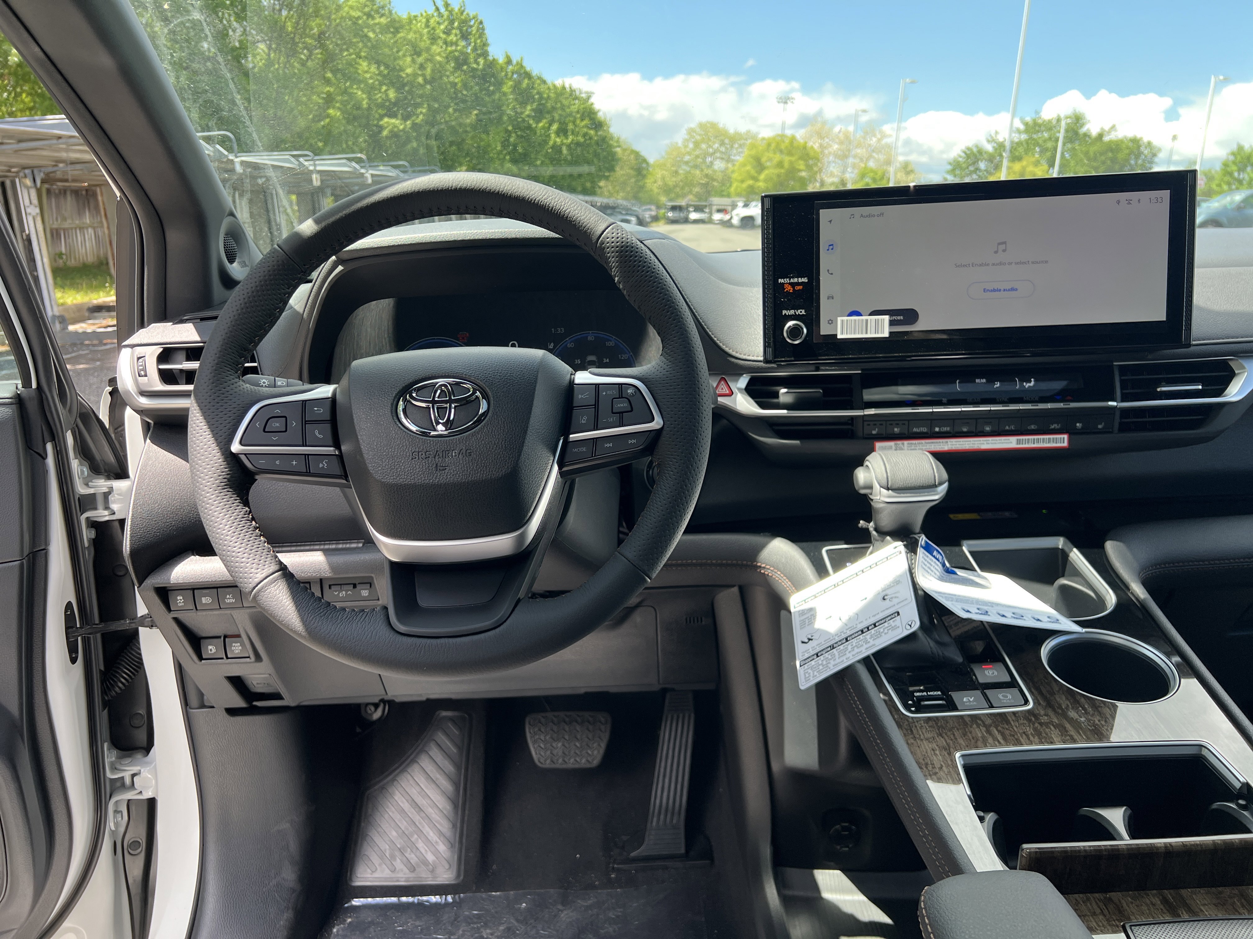 New 2026 Toyota Sienna Platinum image 13