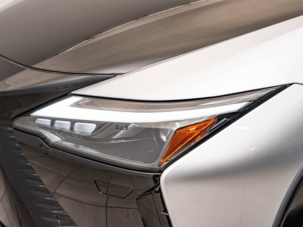 New 2026 Lexus RZ 450e AWD w/ Luxury Package image 15