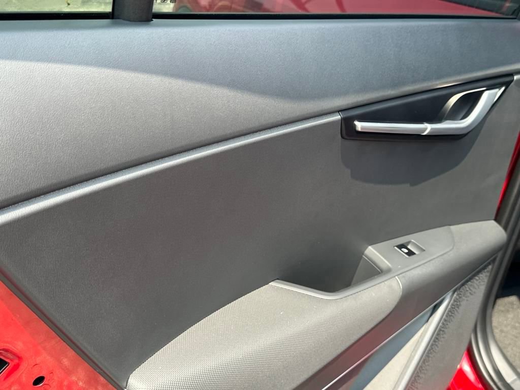 New 2025 Kia Niro EX image 14