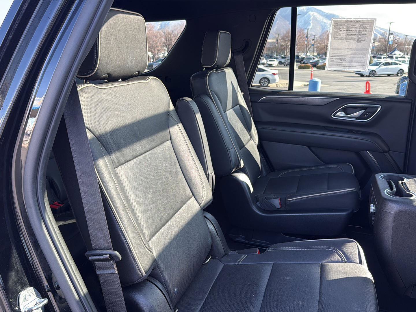 Used 2022 GMC Yukon SLT w/ SLT Luxury Package AWD/4WD image 36