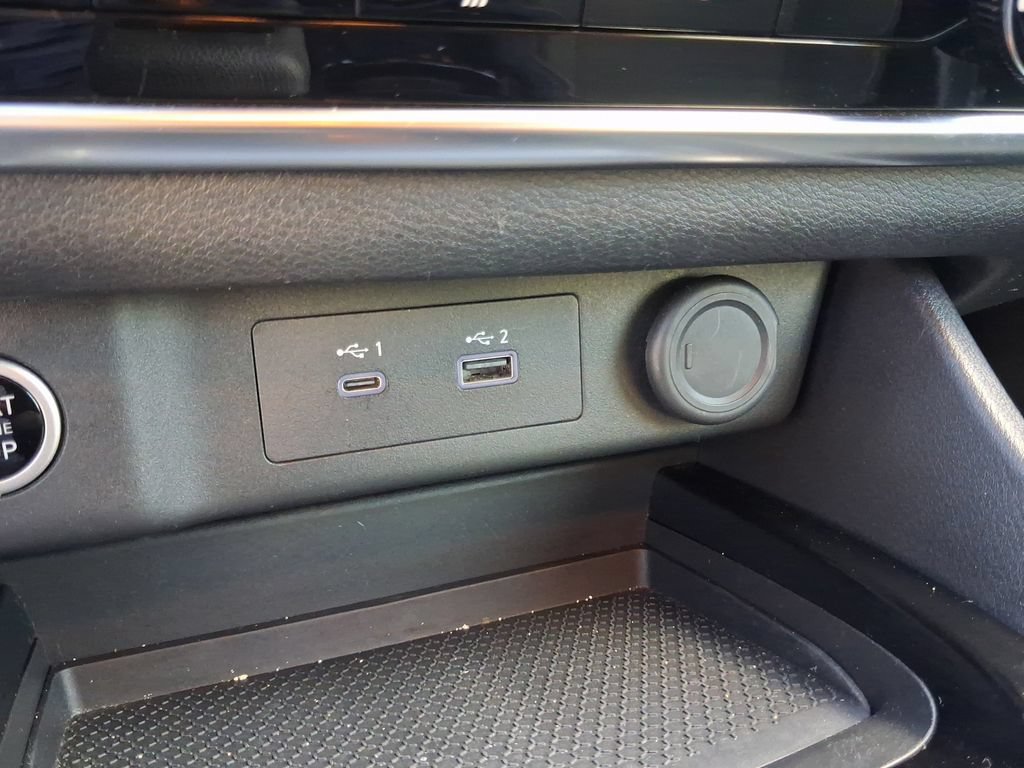 Used 2023 Nissan Rogue S FWD image 18