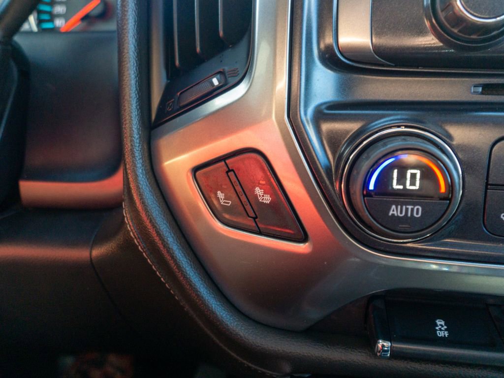 Used 2016 Chevrolet Silverado 1500 LTZ Z71 w/ Midnight Edition image 25