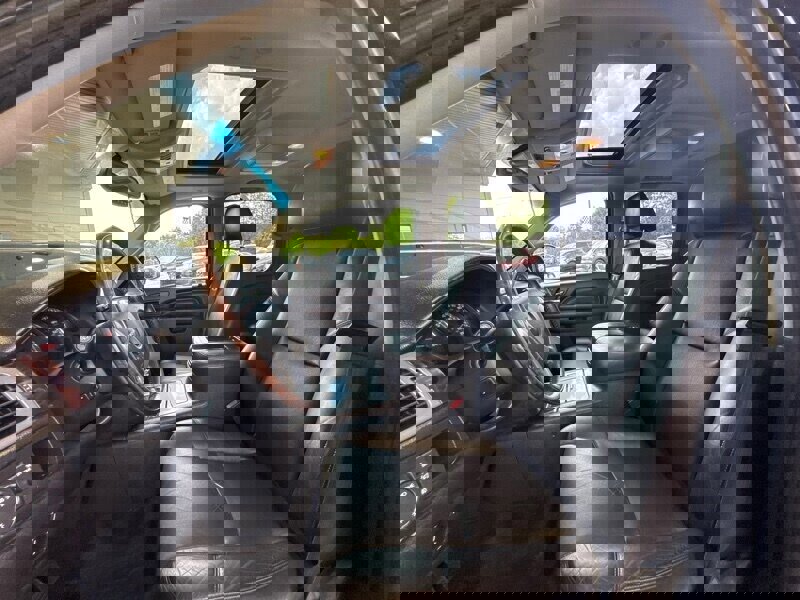 Used 2014 GMC Yukon XL Denali image 14