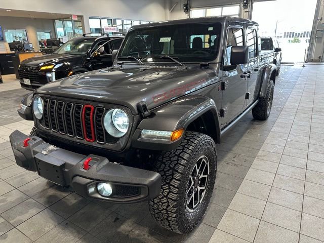 Used 2025 Jeep Gladiator Rubicon w/ Convenience Group image 2