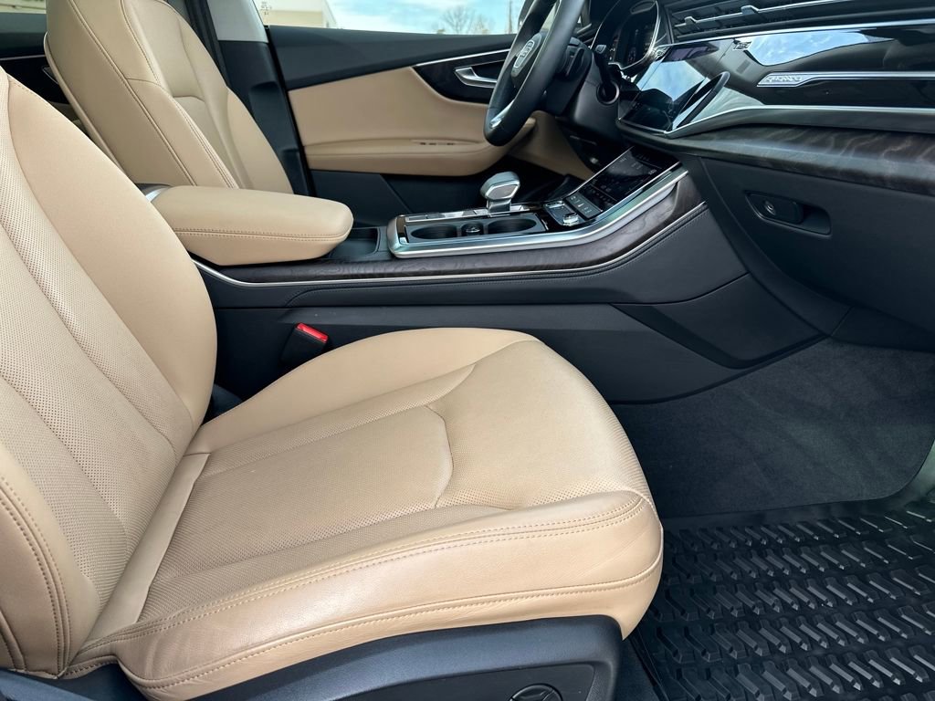 Used 2023 Audi Q8 Premium Plus image 41