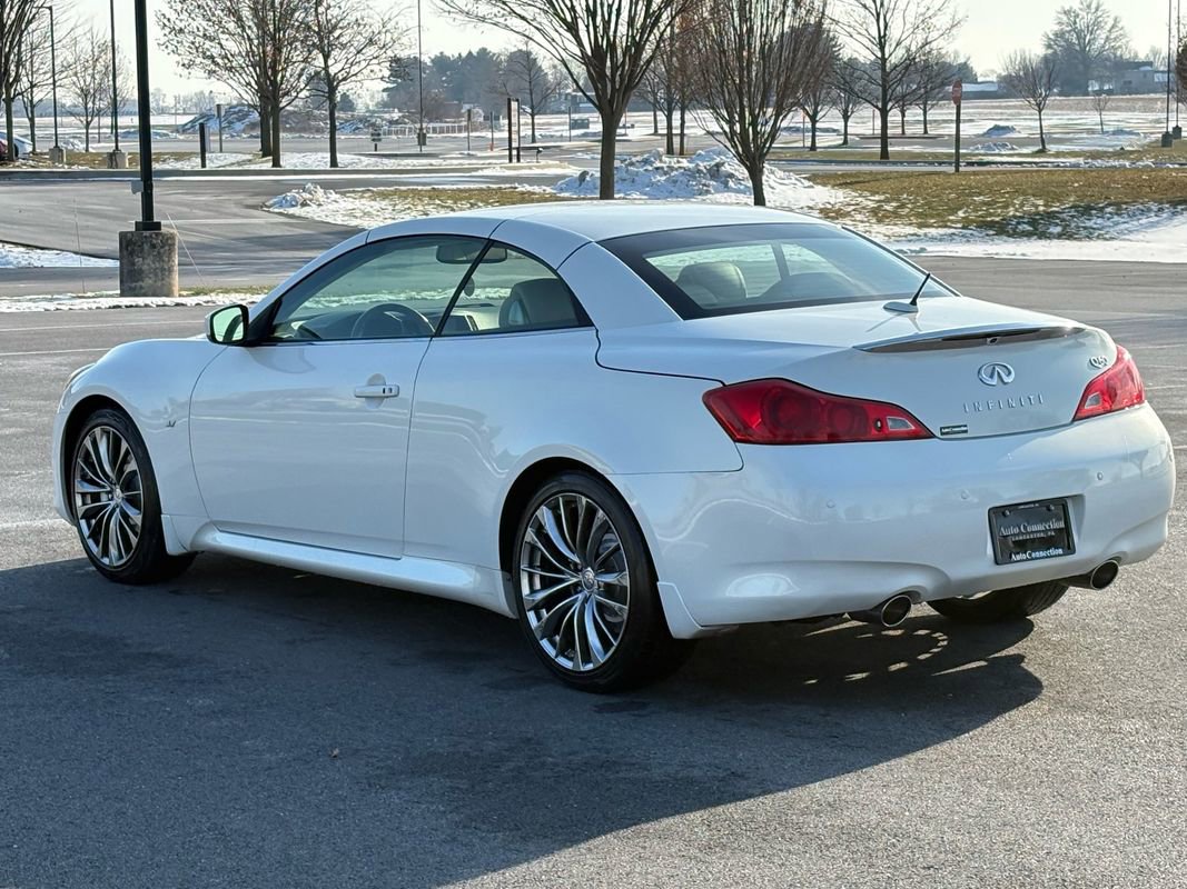 Used 2014 INFINITI Q60 Convertible w/ Premium Package image 5
