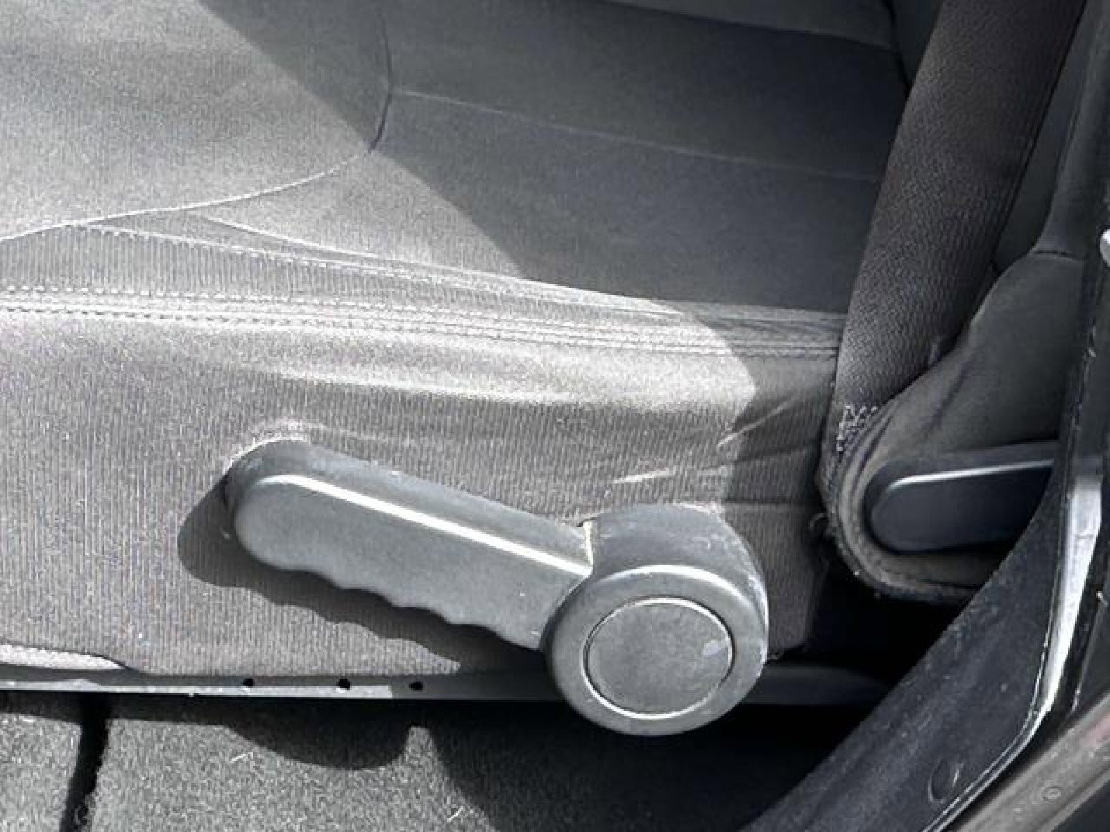 Used 2018 Jeep Wrangler Unlimited Sport S image 22