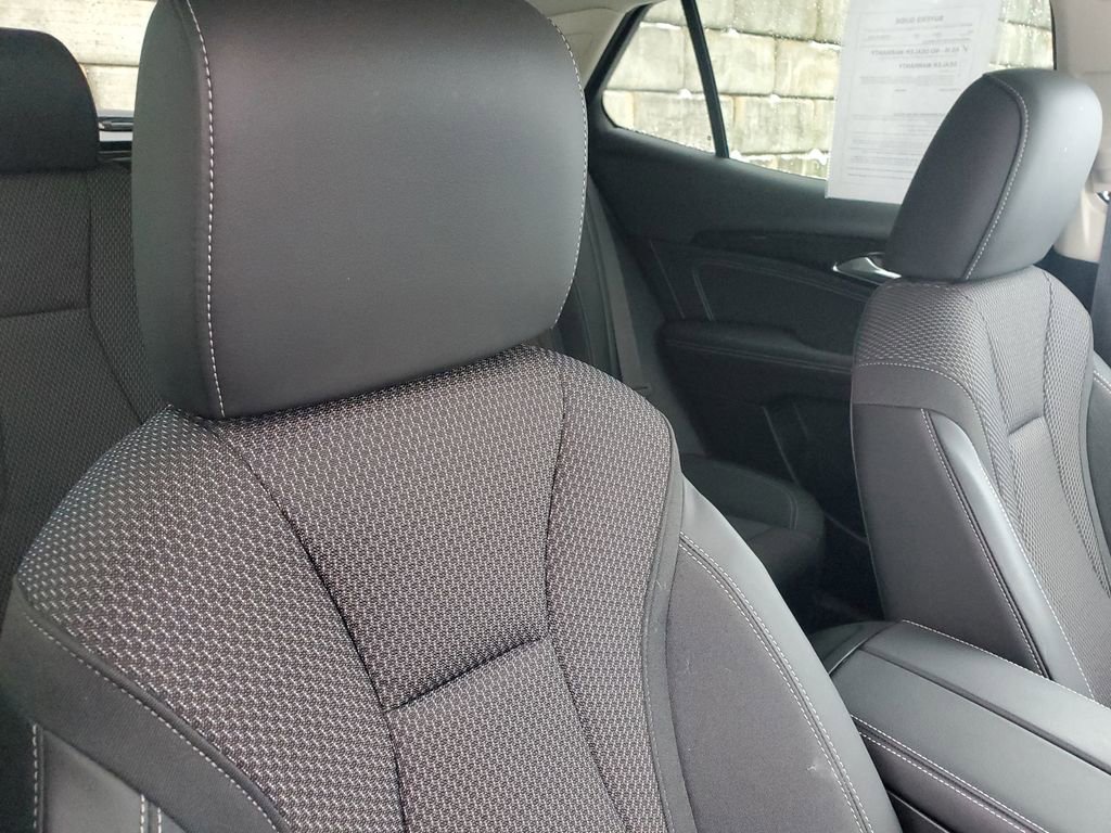 Used 2023 Buick Envision Preferred image 39