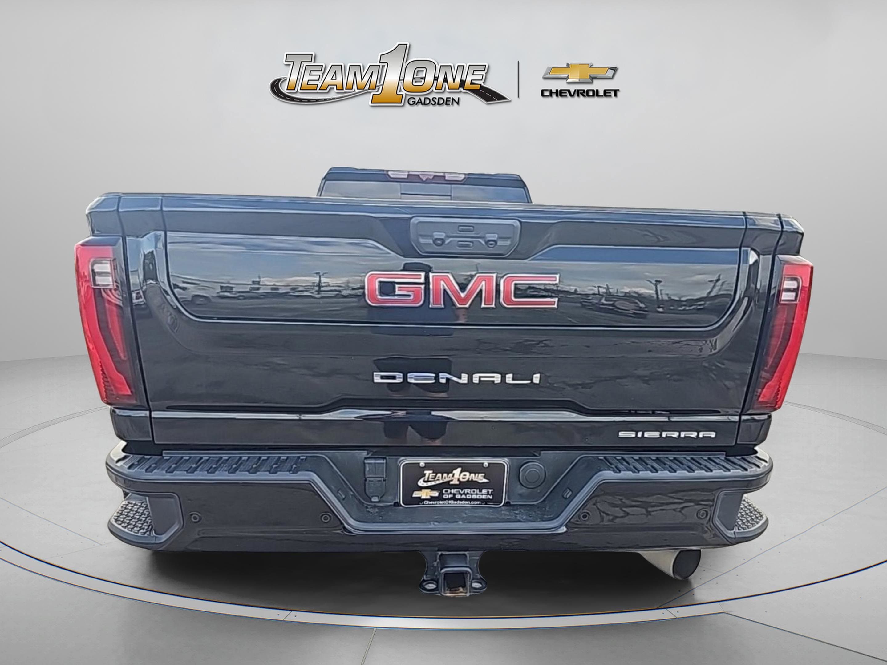 Used 2024 GMC Sierra 3500 Denali w/ Denali Reserve Package image 7