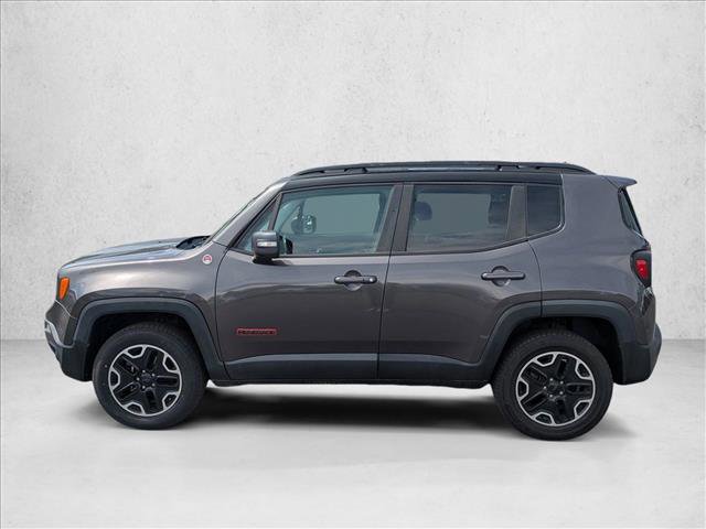 Used 2017 Jeep Renegade Trailhawk w/ Premium Trailhawk Package AWD/4WD image 9