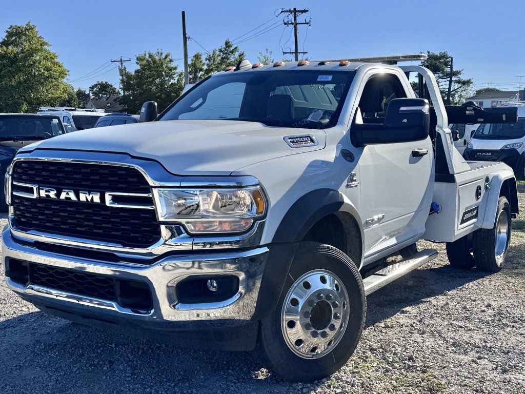 New 2024 RAM 4500 SLT w/ Quick Order Package 2YG SLT image 4