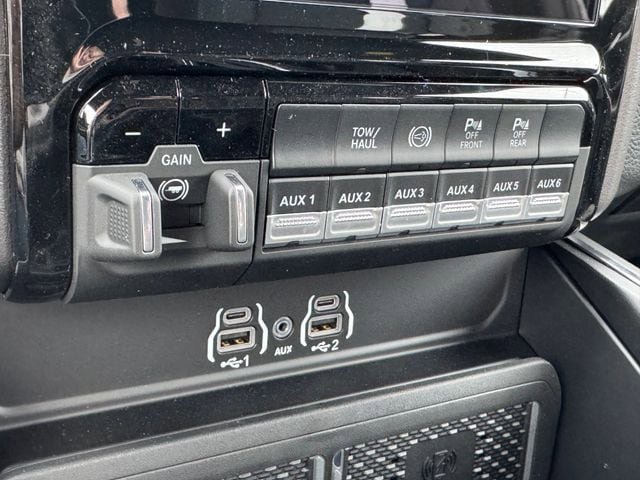 New 2026 RAM 2500 Big Horn AWD/4WD image 47