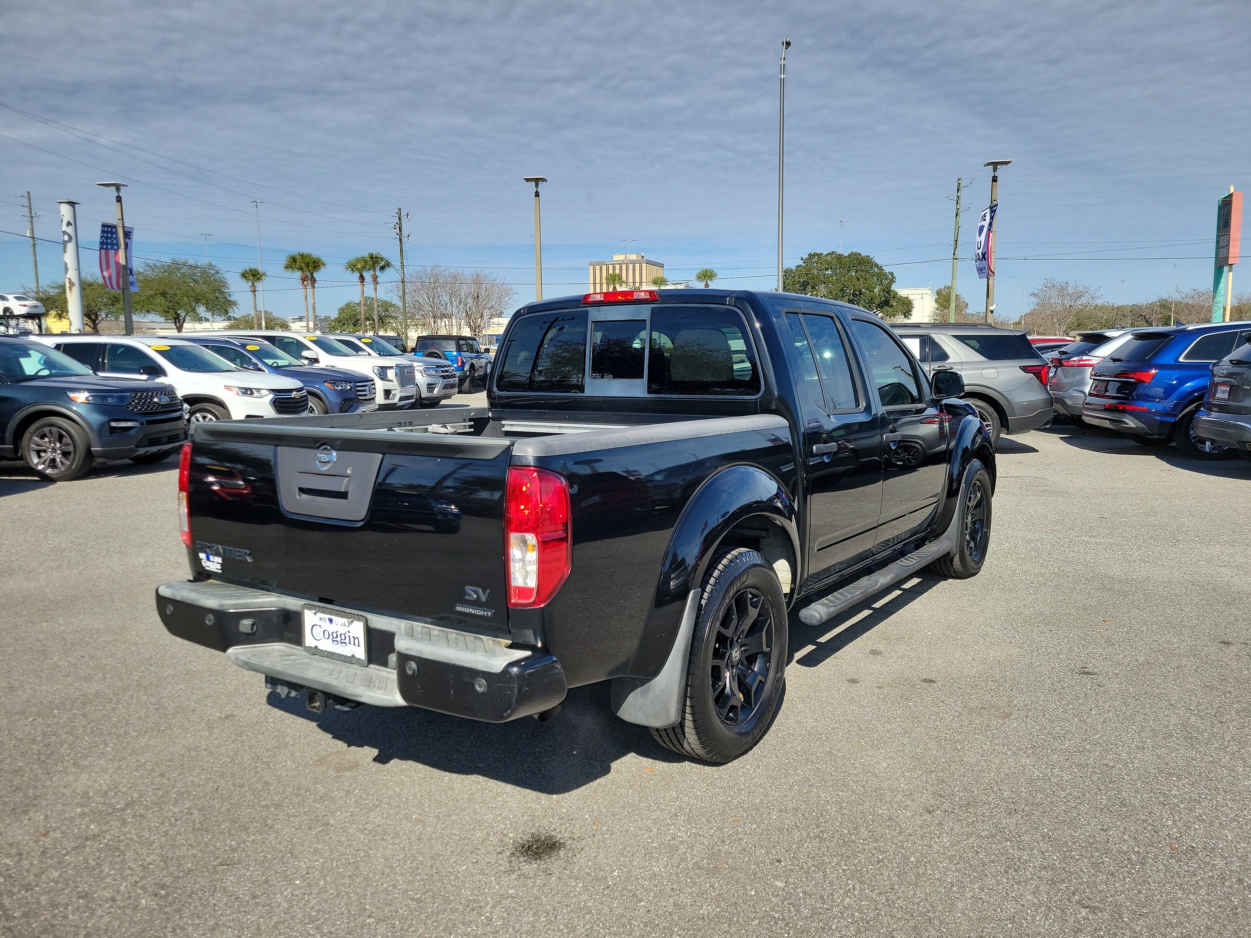 Used 2018 Nissan Frontier SV w/ Value Truck Package image 3