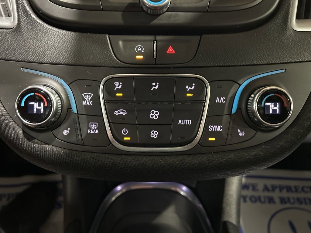 Used 2023 Chevrolet Malibu LT image 30