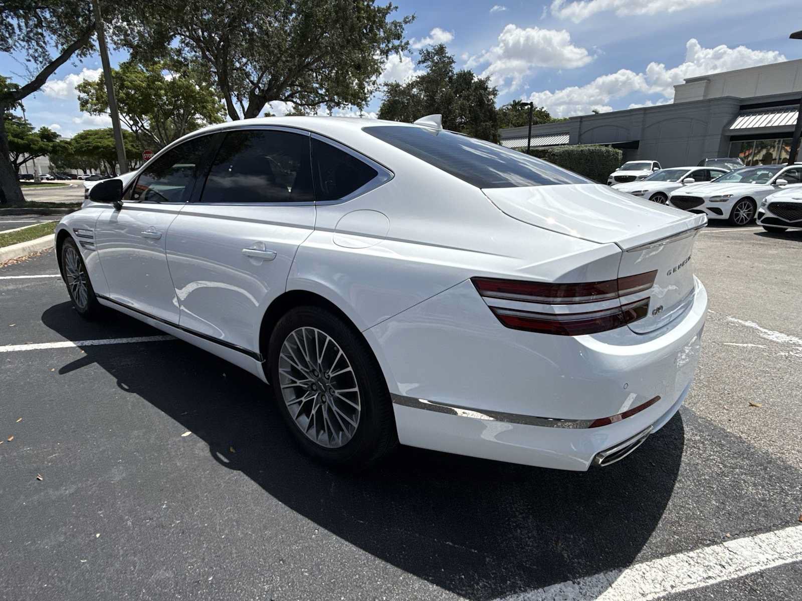 Used 2023 Genesis G80 2.5T RWD image 6