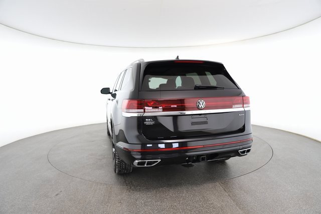Used 2024 Volkswagen Atlas SEL Premium R-Line image 13