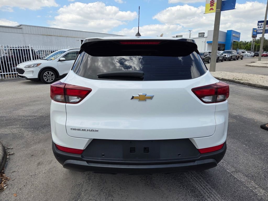 Certified 2021 Chevrolet TrailBlazer LS FWD image 11