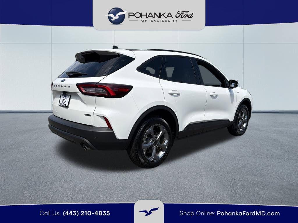Certified 2025 Ford Escape ST-Line Select w/ Tech Pack #1 AWD/4WD image 5