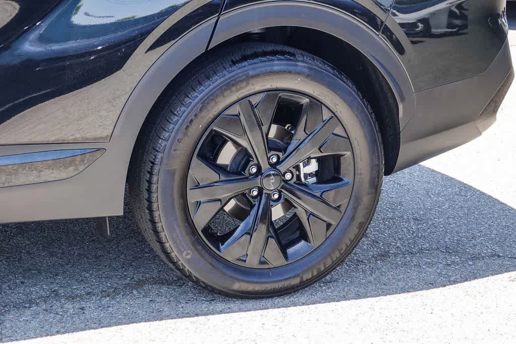 Certified 2025 Kia Sportage X-Line AWD/4WD image 10